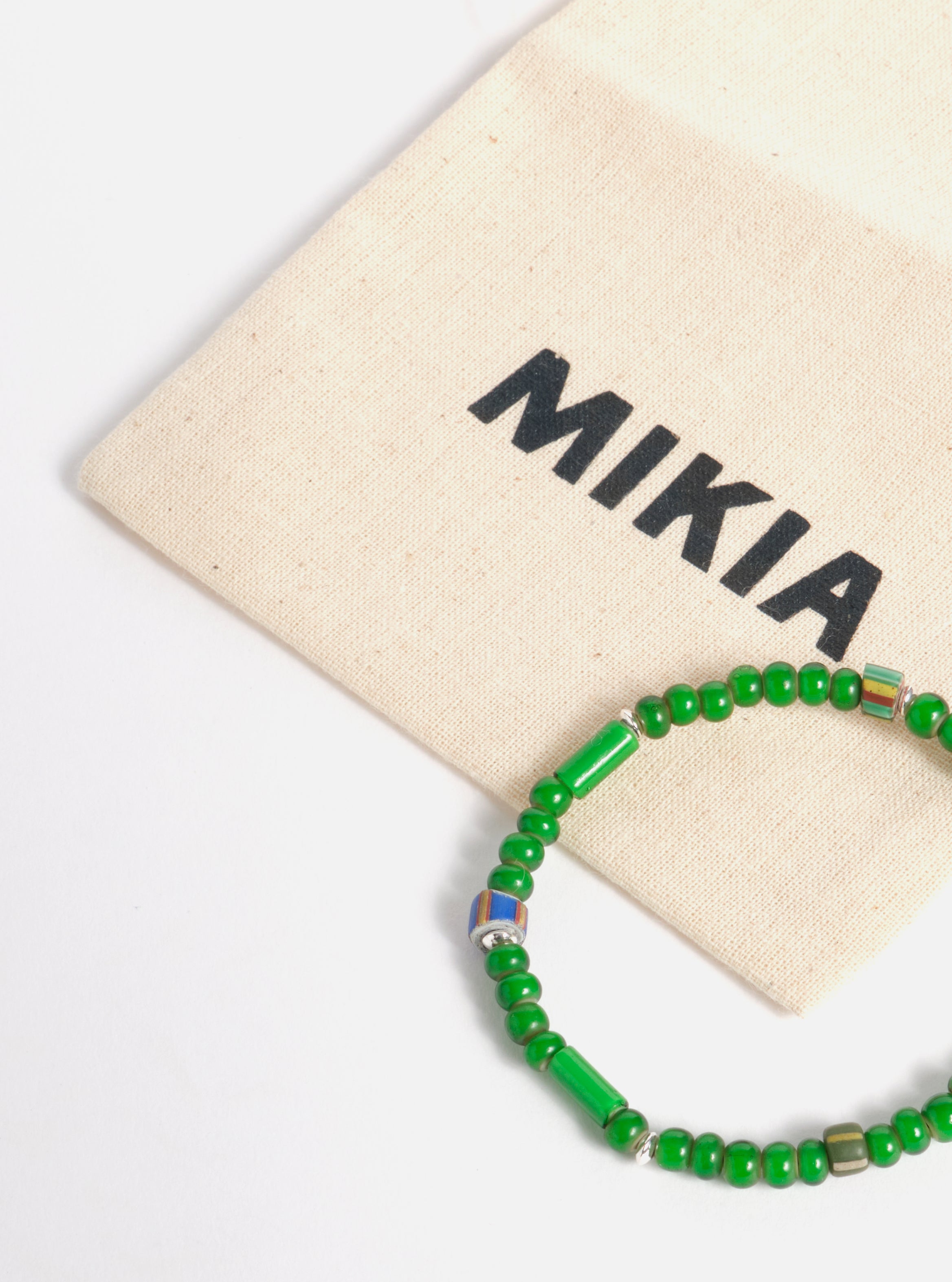 Mikia Bracelet in Green & White Hearts