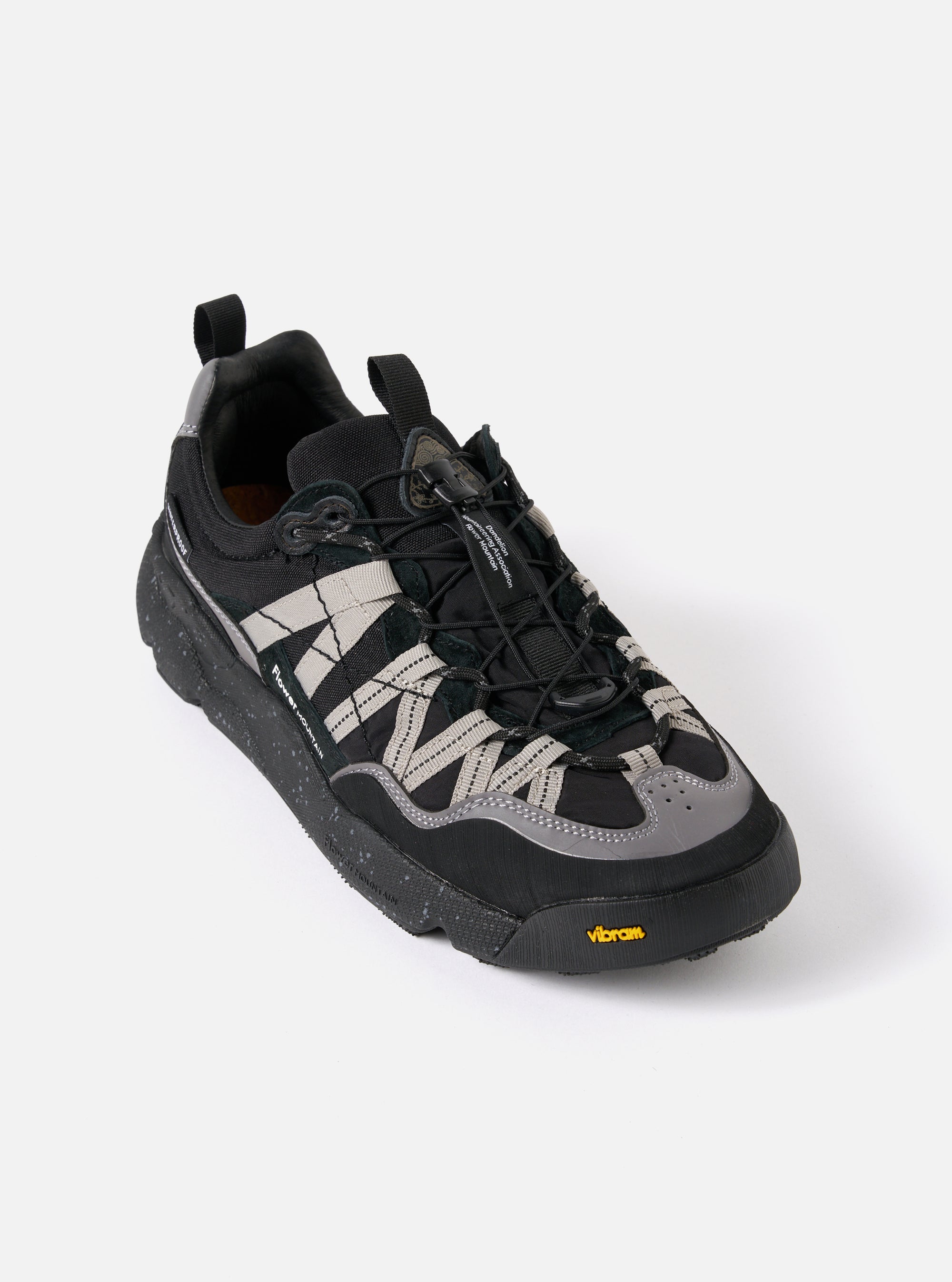 Flower Mountain Iwano Uni in Anthracite/Acciaio Suede/Nylon