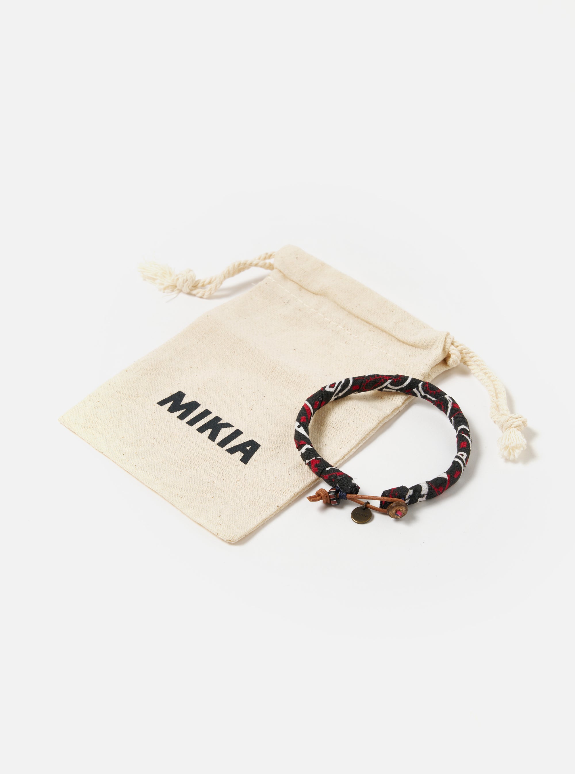 Mikia Bracelet in Black/Red Bandana