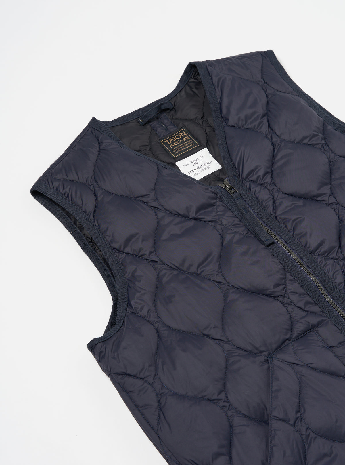 Taion V-Neck Down Vest in Dark Navy Soft-Shell Nylon