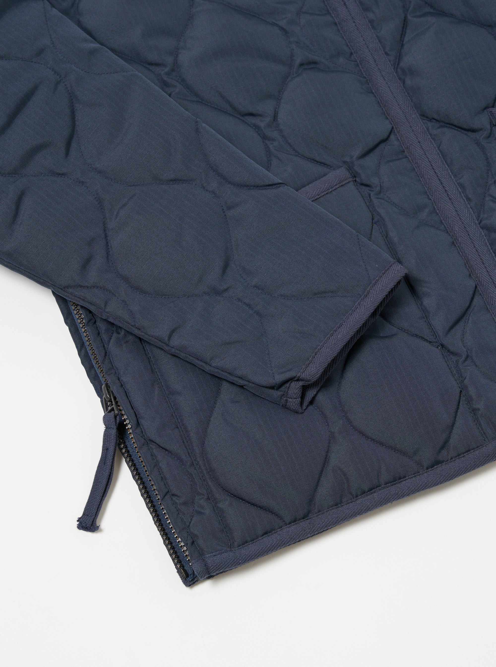 Taion Crew Neck Down Jacket in Dark Navy Ripstop