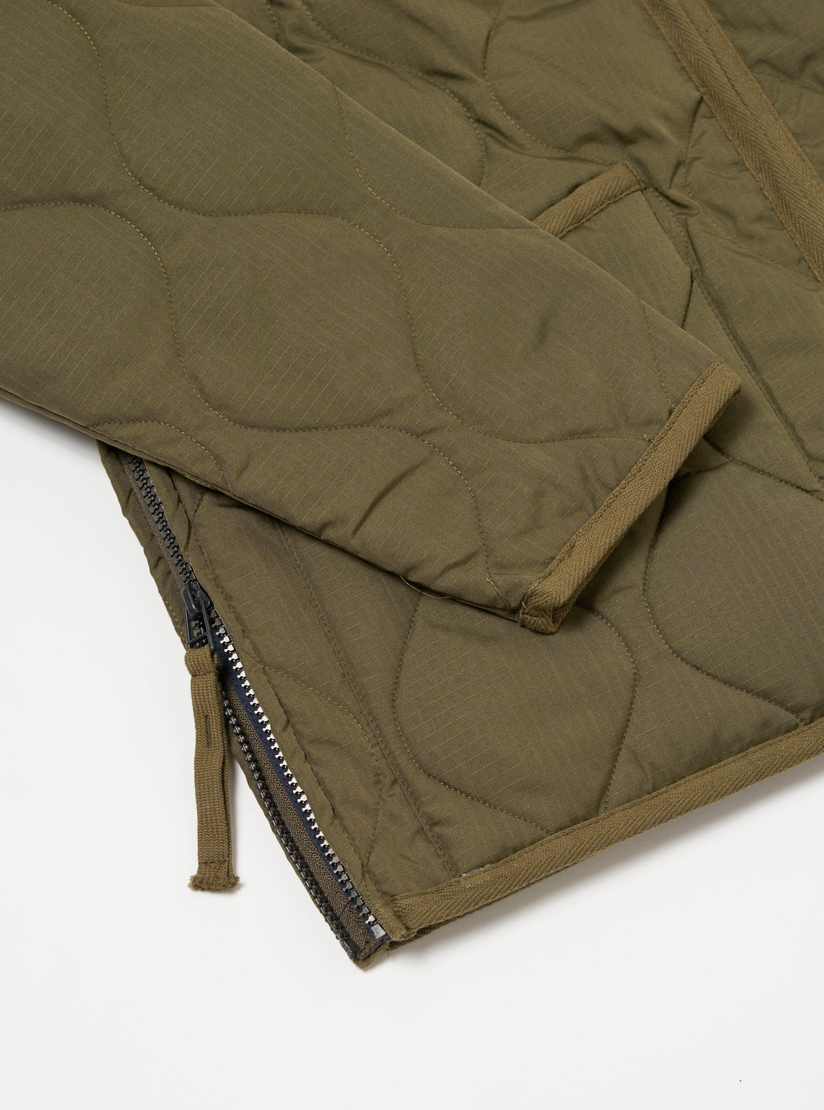 Taion Crew Neck Down Jacket in Dark Olive Ripstop